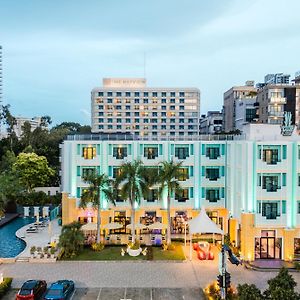 Wave Hotel Pattaya